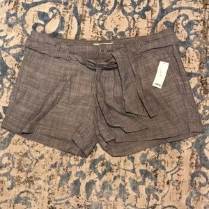 NWT Old Navy tie-front grey shorts, size 6
